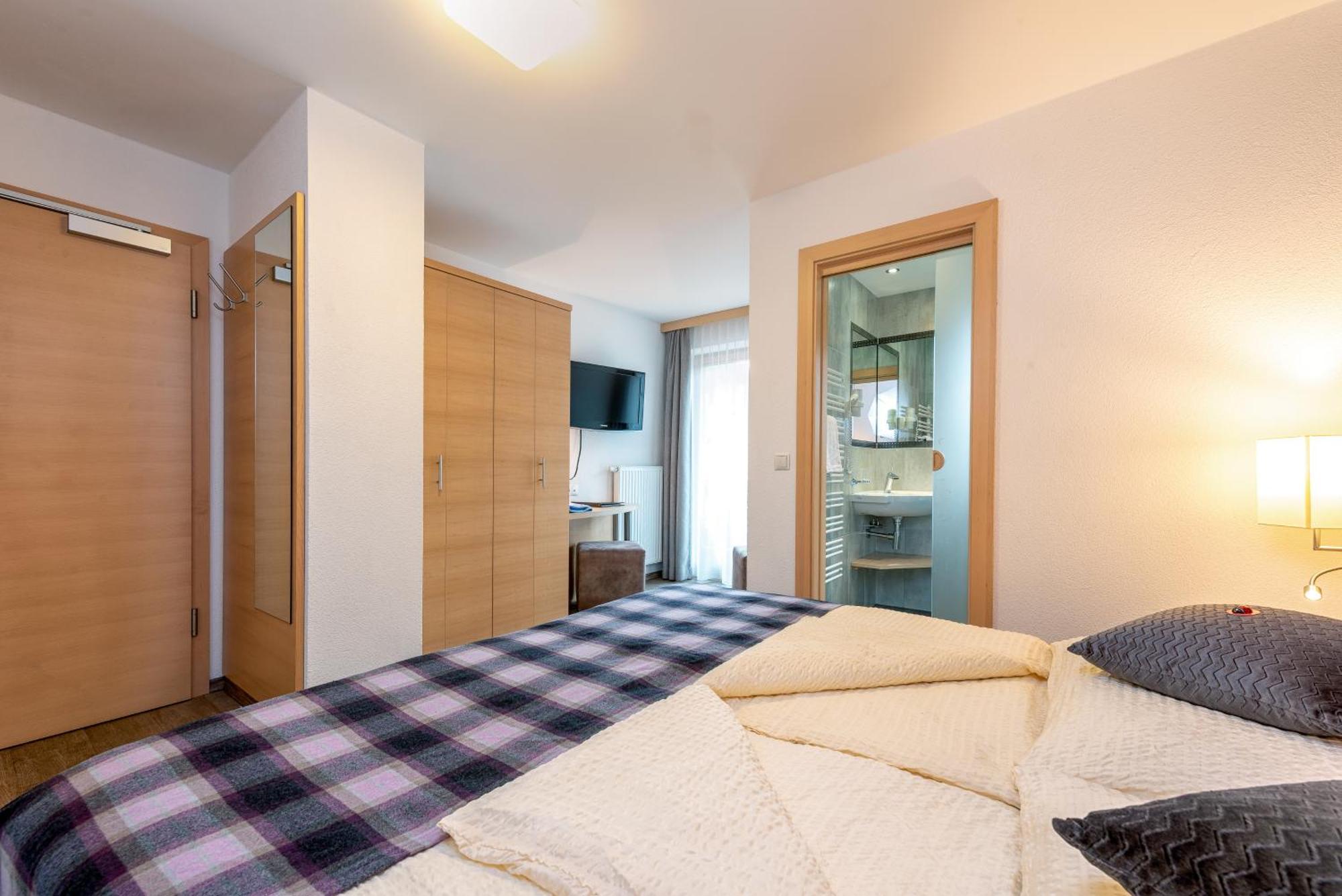 Alpenresort Thanner Mayrhofen Chambre photo